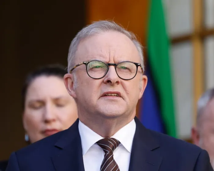 Australia politics live: Greens in turmoil as senators to cross floor over koala deal; Coalition rejects social media regulation plan