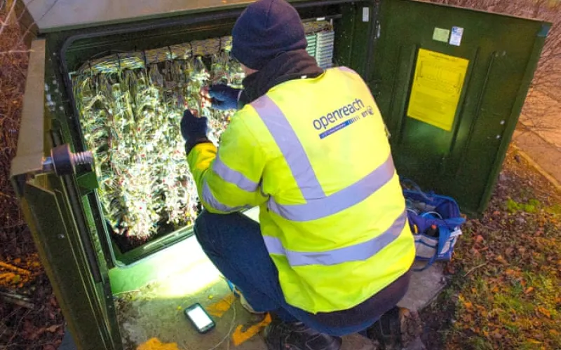 BT on track for estimated £2bn windfall from selling old copper amid AI boom