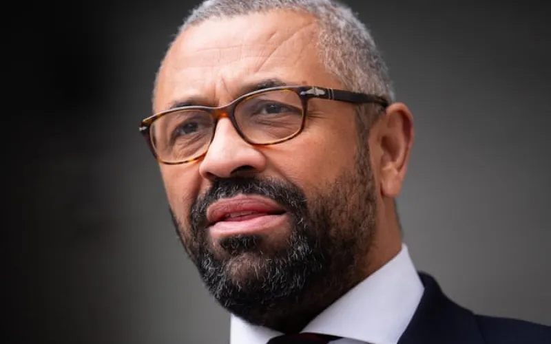 Cleverly avoids culture war issues in pitch to be next London mayor