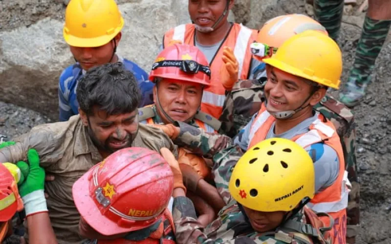 Two workers pulled alive from tunnel nine days after Nepal-Tibet floods
