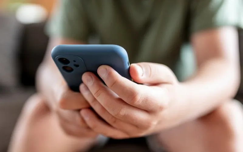 UK to force Apple and Google to block explicit images on children’s smartphones