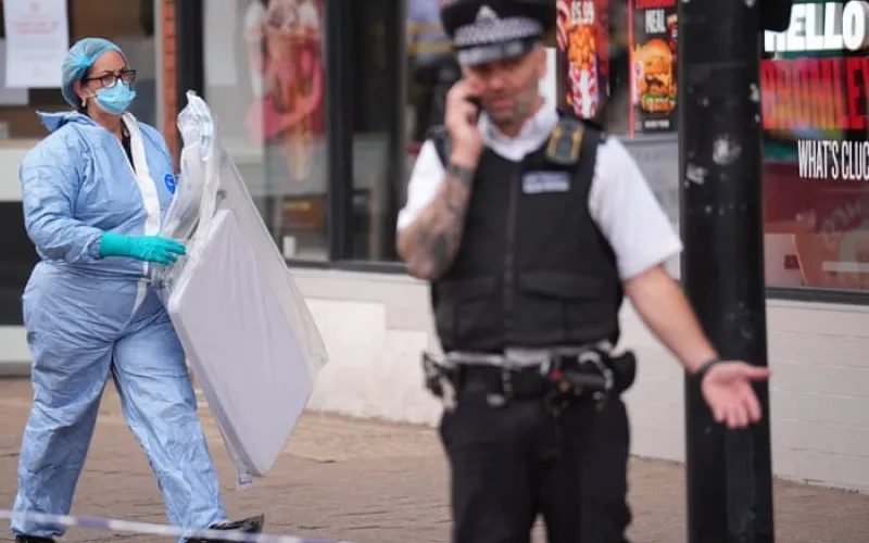 Four people in hospital after stabbing in south-east London