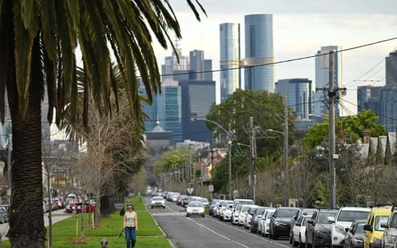 Free the Strip! Melburnians fight back against outlawing of much-loved picnic spot