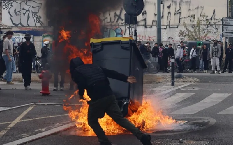 Fires, fury and hundreds of arrests as France gripped by student protests