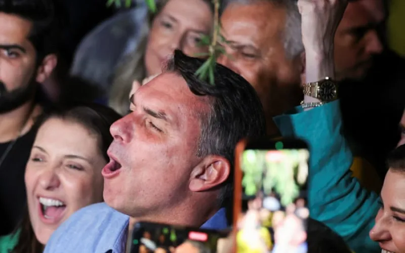 Far right on the march and Lula’s failures: key drivers of Flávio Bolsonaro’s Brazil surge