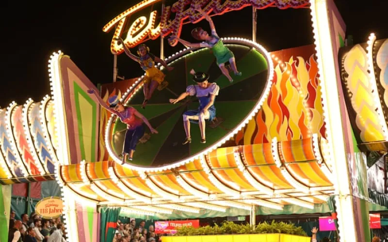 Women given free cycling shorts to prevent upskirting on Oktoberfest amusement ride