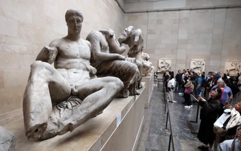 Greek prime minister vows to ‘ramp up’ efforts to regain Parthenon marbles