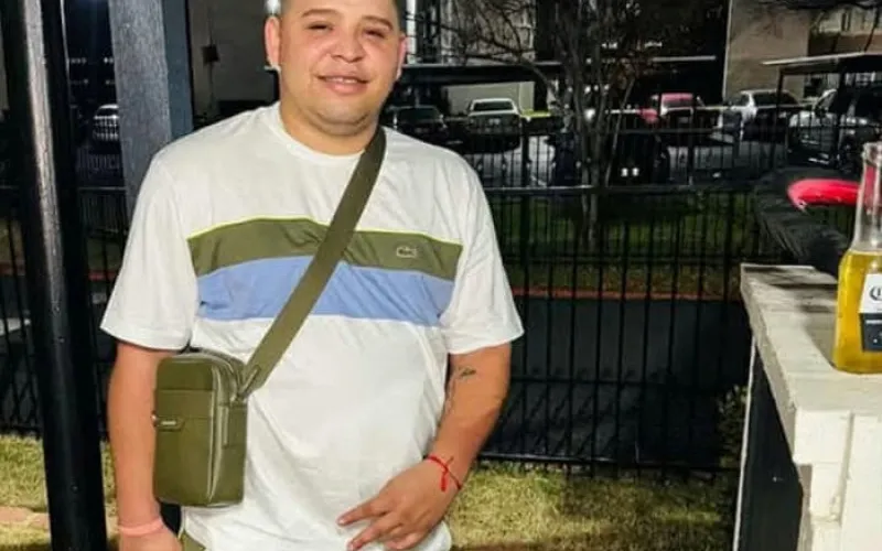 Man shot by ICE in Texas has surgery to remove bullet lodged in his back